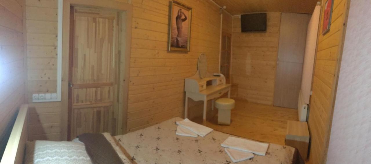 Хостел Галіція Kolomyja Esterno foto