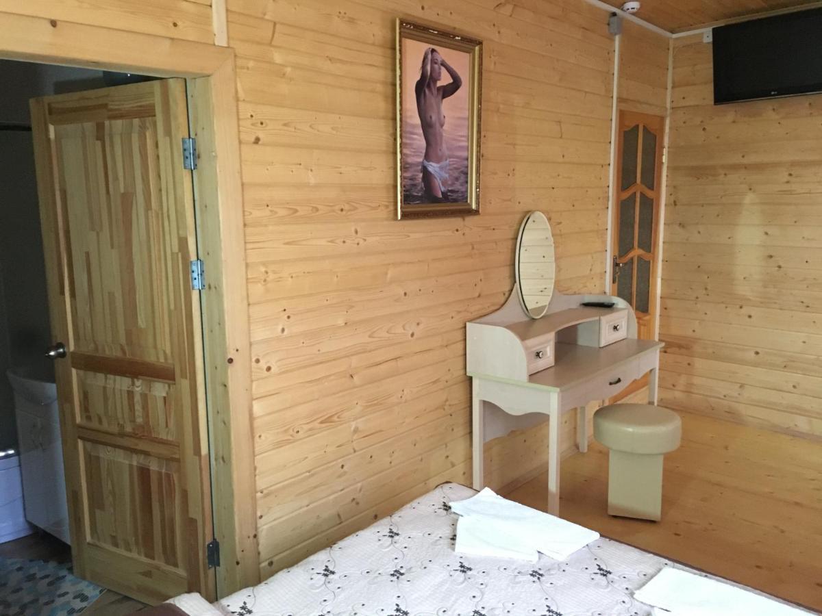Хостел Галіція Kolomyja Esterno foto